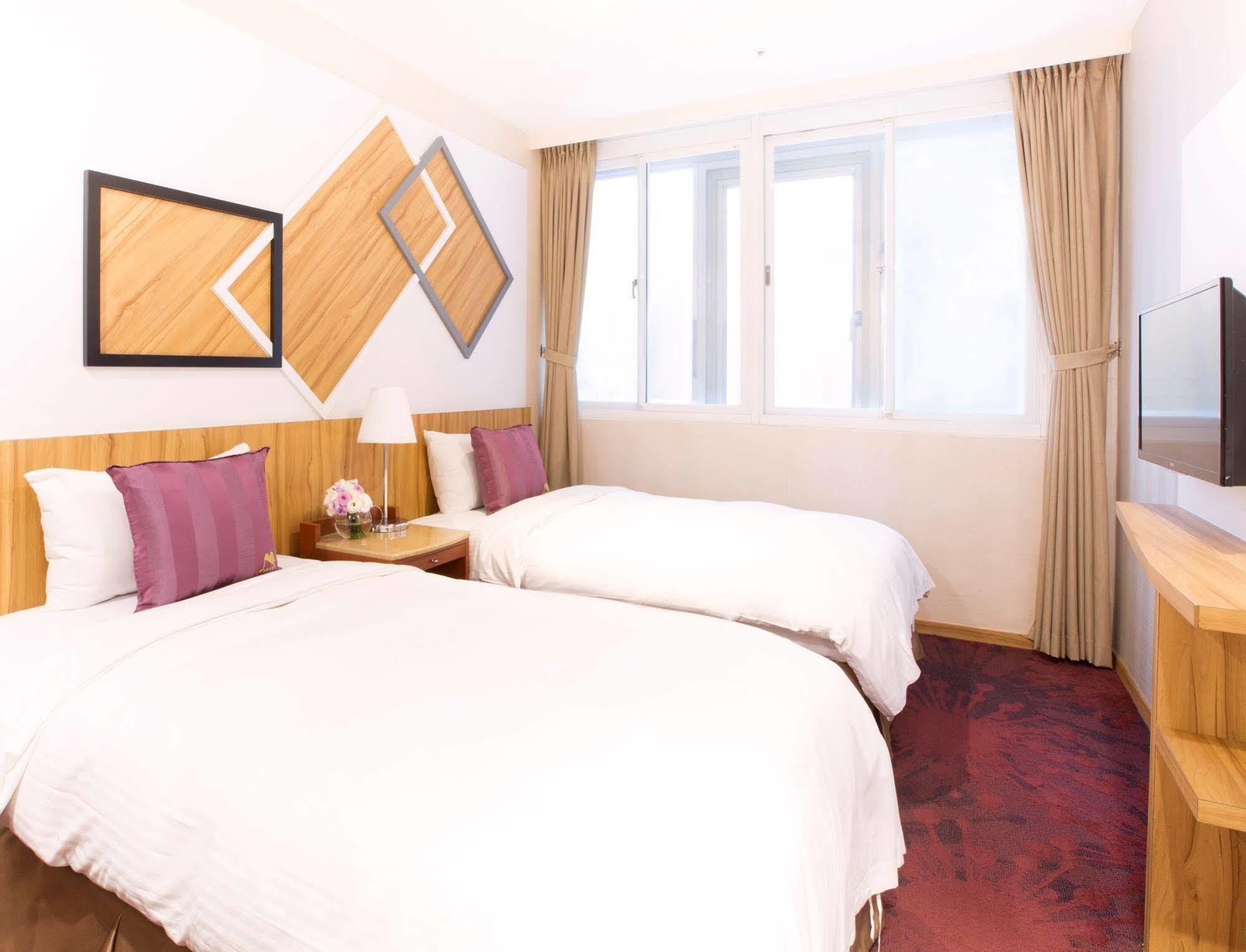 Muzik Hotel - Ximending Xining Branch Тайбэй Экстерьер фото